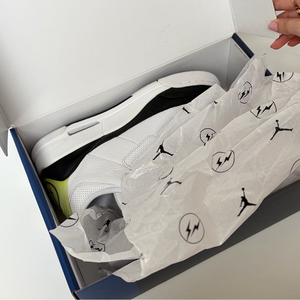 Fragment Design x Air Jordan 3 Retro SP White/Black NIB/NWT - Picture 12 of 13